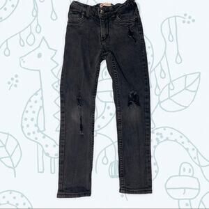 Levi’s boyfriend distressed skinny jeans